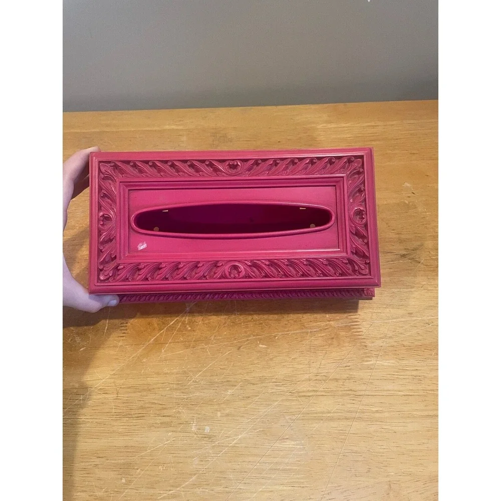Vintage Syroco Plastic Pink‎ Facial Tissue Box Holder Vanity Scroll Pattern